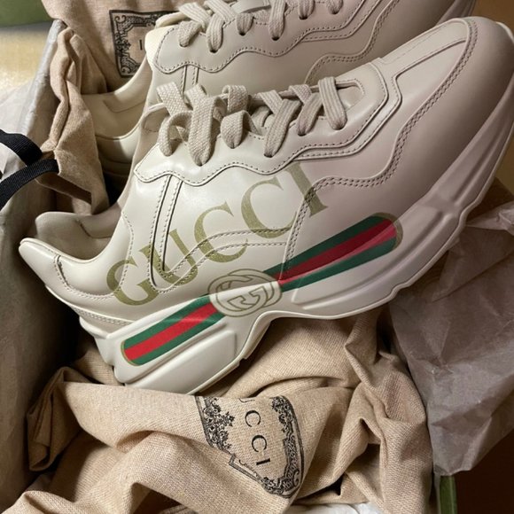 GUCCI - Picture 3 of 4